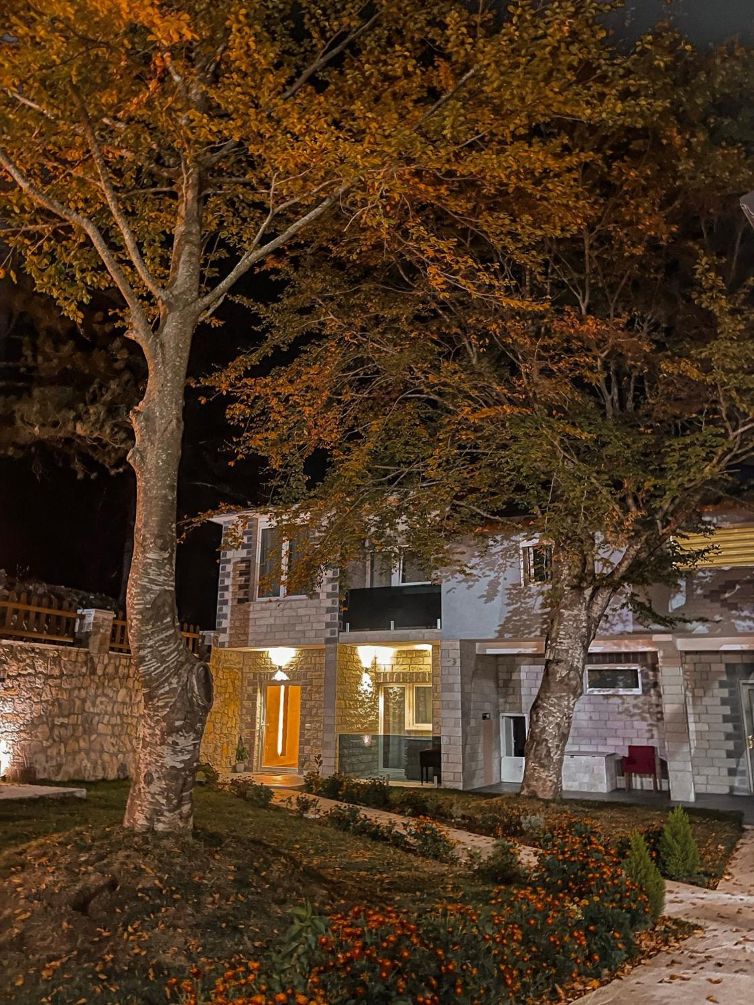 Vila Alpini Razëm Exterior foto